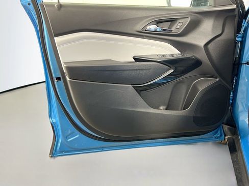 New 2026 Chevrolet Trax LT w/ LT Convenience Package image 17