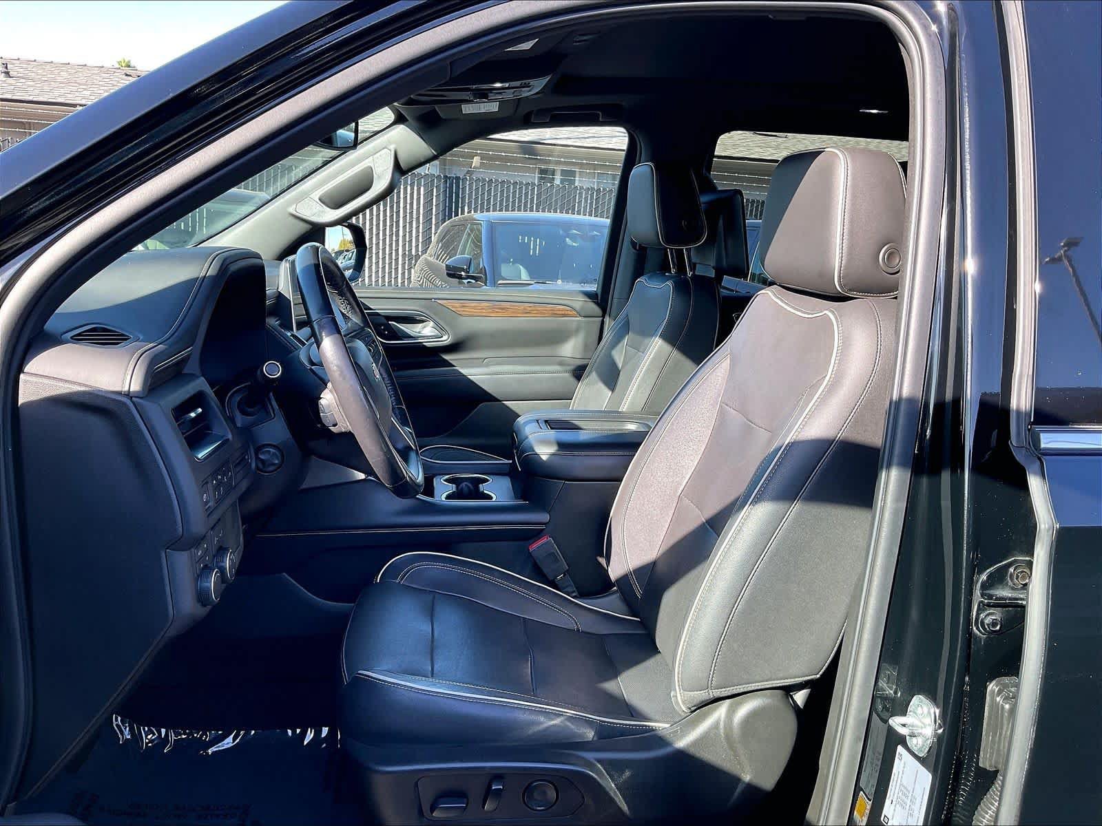 Used 2021 Chevrolet Tahoe Premier AWD/4WD image 28
