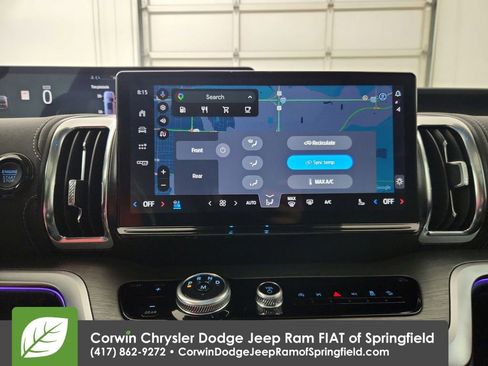 Used 2025 Ford Expedition Platinum w/ Driver's Package image 26