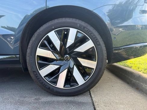 Certified 2025 Volvo EX90 Ultra AWD/4WD image 5