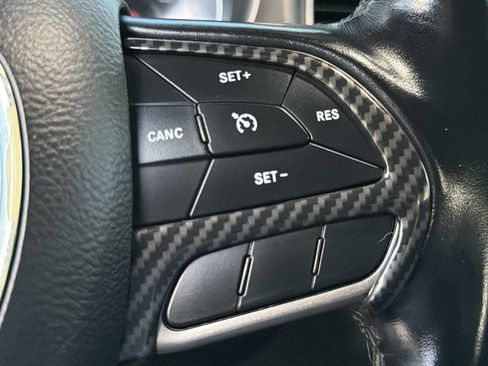 Used 2021 Dodge Charger SXT w/ Leather Interior Group RWD image 30