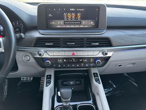 Used 2022 Kia Telluride SX w/ Towing Package FWD image 16