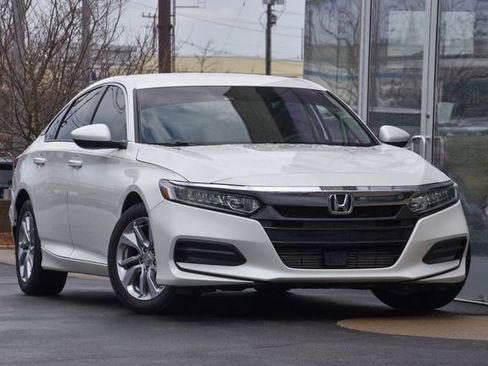 Used 2020 Honda Accord LX image 4