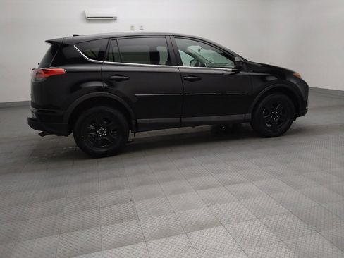 Used 2018 Toyota RAV4 LE w/ All Weather Liner Package AWD/4WD image 10