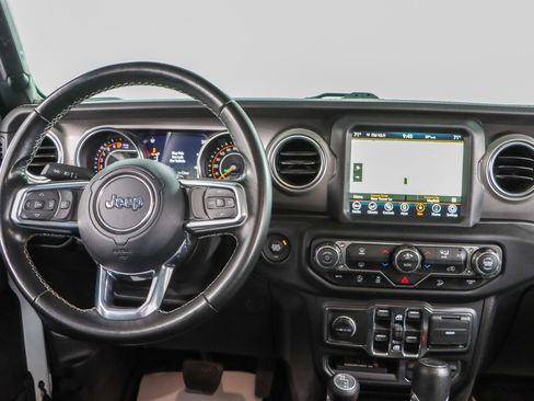 Used 2021 Jeep Wrangler Unlimited Sahara image 17