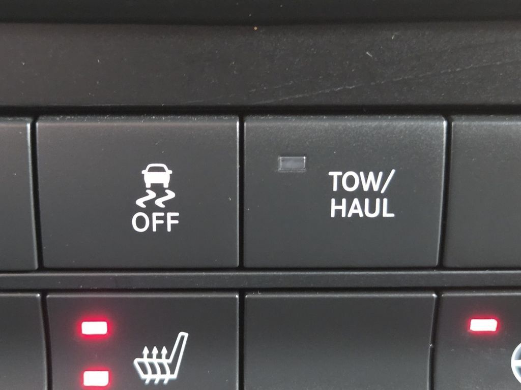 Used 2018 RAM 1500 Big Horn AWD/4WD image 13