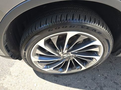 Used 2021 Lincoln Aviator Reserve w/ Equipment Group 202A image 40