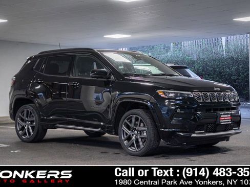 Used 2024 Jeep Compass Limited w/ Driver Assist Group I image 7