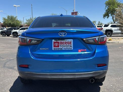 Used 2019 Toyota Yaris LE FWD image 6