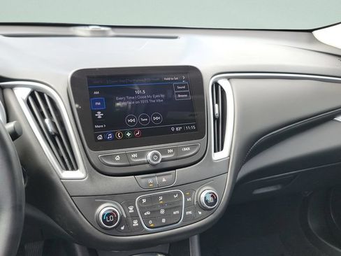 Used 2022 Chevrolet Malibu LT w/ Leather Package FWD image 14