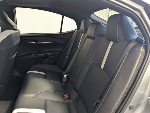 Certified 2025 Toyota Camry SE FWD image 34