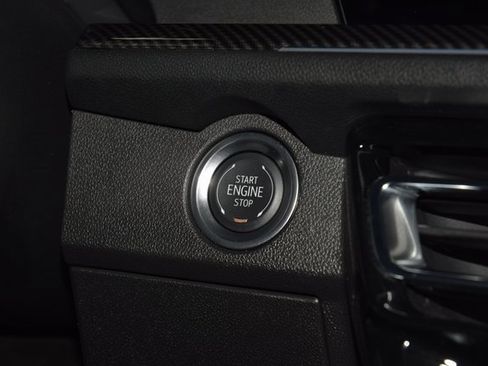 Used 2025 Chevrolet Traverse High Country image 34