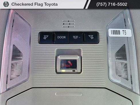 Used 2024 Toyota RAV4 XLE image 10