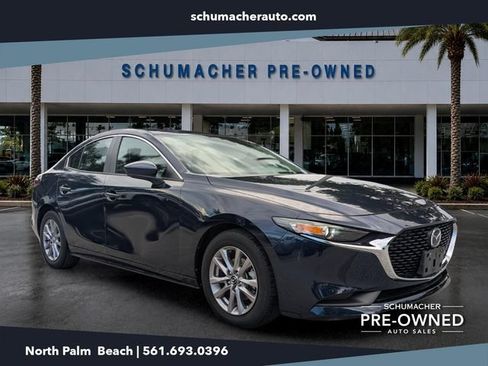 Used 2021 MAZDA MAZDA3 s FWD image 1