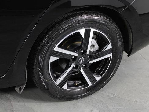 Certified 2024 Nissan Sentra SV image 13