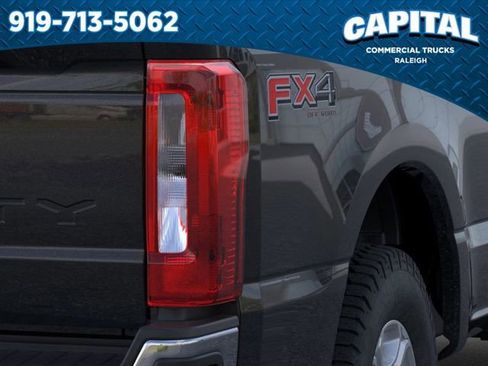 New 2026 Ford F350 XLT w/ FX4 Off-Road Package image 21