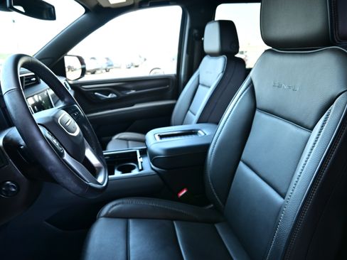 Used 2024 GMC Yukon Denali w/ Max Trailering Package AWD/4WD image 27