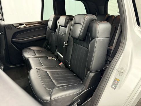 Used 2017 Mercedes-Benz GLS 450 4MATIC image 39