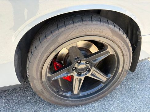 Used 2021 Dodge Challenger R/T Scat Pack RWD image 12