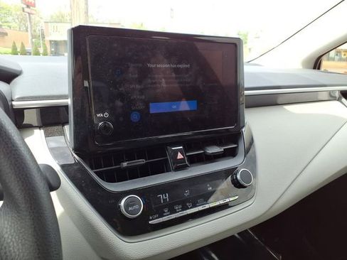 Used 2026 Toyota Corolla LE image 9