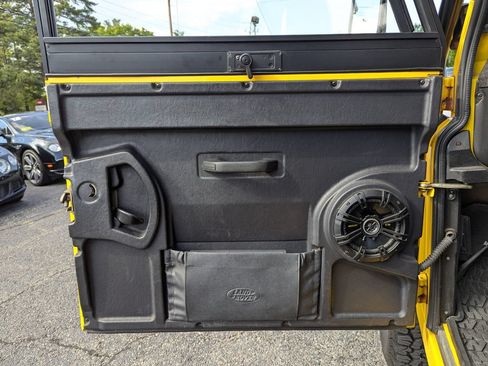 Used 1997 Land Rover Defender 90 AWD/4WD image 12