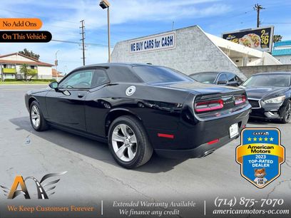 Used 2016 Dodge Challenger SXT