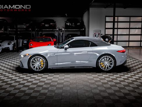 Used 2023 Mercedes-Benz SL 63 AMG 4MATIC image 60