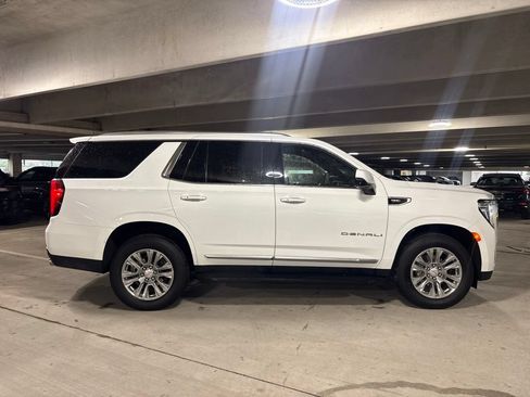 Used 2024 GMC Yukon Denali RWD image 4