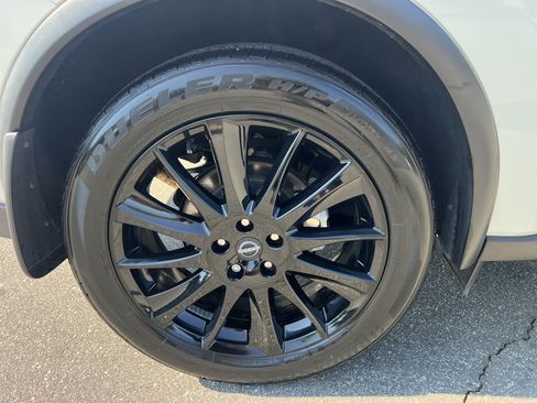 Certified 2023 Nissan Murano SV w/ SV Midnight Edition Package FWD image 11
