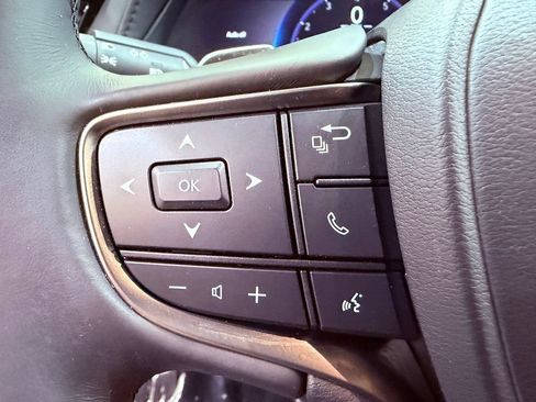 Used 2024 Lexus LS 500 RWD image 21