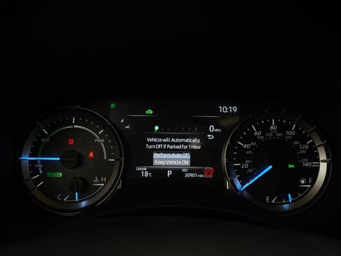 Used 2024 Toyota Highlander XLE AWD/4WD image 28