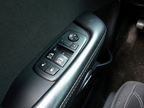 Used 2015 Dodge Challenger R/T w/ Quick Order Package 22B R/T image 21