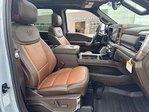 New 2026 Ford F250 4x4 Crew Cab Super Duty image 12