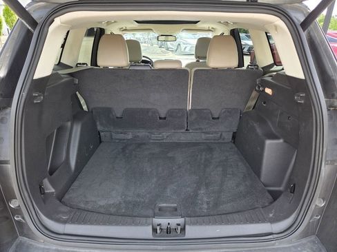 Used 2018 Ford Escape SEL w/ Ford Safe & Smart Package FWD image 28