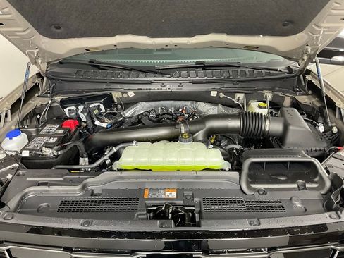 New 2026 Ford Expedition Max Platinum w/ Stealth Appearance Package AWD/4WD image 9