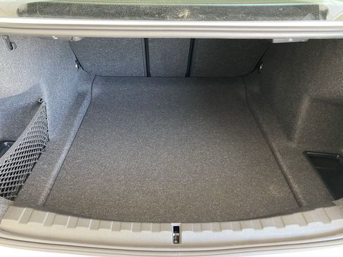 Used 2025 BMW 330i xDrive Sedan w/ Convenience Package image 30