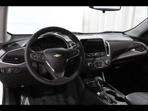 Used 2024 Chevrolet Malibu LT FWD image 6