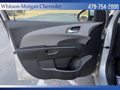 Used 2013 Chevrolet Sonic LT image 11