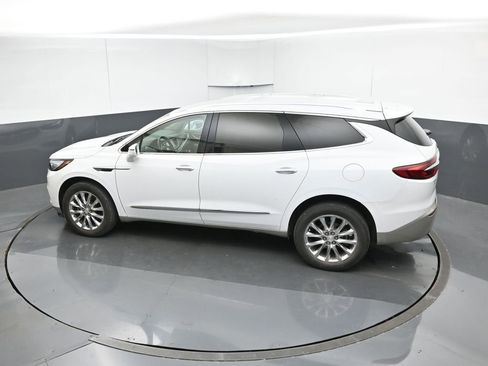 Used 2020 Buick Enclave Essence w/ Sound and Sites Package image 50