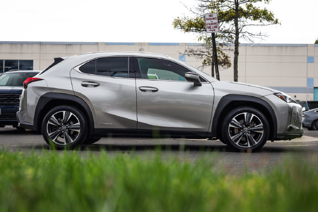 Used 2020 Lexus UX 250h w/ Premium Package AWD/4WD image 15
