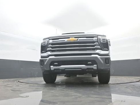 Used 2024 Chevrolet Silverado 2500 High Country w/ High Country Premium Package AWD/4WD image 38