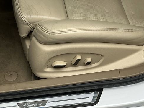 Used 2015 Cadillac CTS Premium image 11