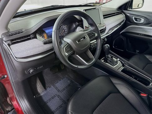 Used 2022 Jeep Compass Latitude w/ Sun and Sound Group image 19