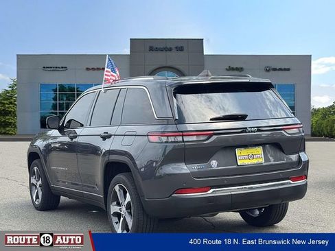 Used 2023 Jeep Grand Cherokee 4WD 4xe image 3
