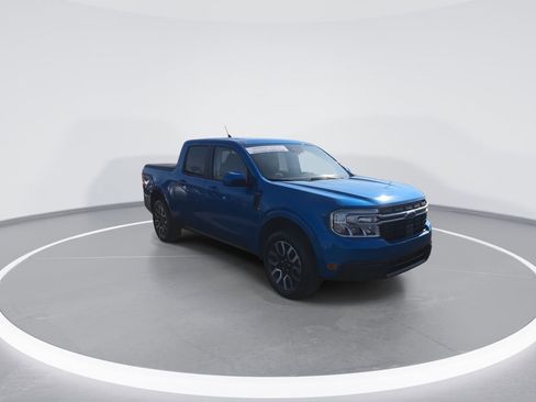 Used 2022 Ford Maverick Lariat w/ Lariat Luxury Package image 2