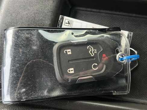 Used 2021 GMC Sierra 1500 Elevation image 34