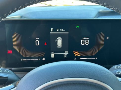 New 2026 Kia Carnival EX FWD image 22