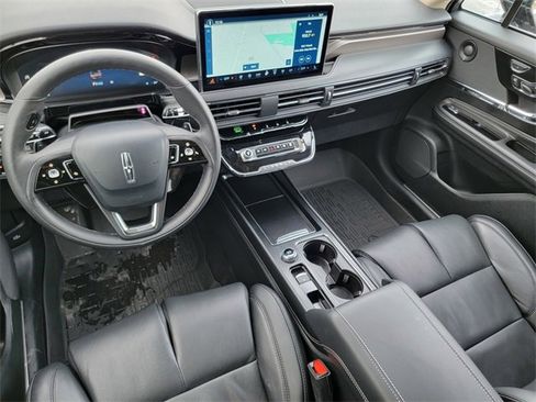 Certified 2025 Lincoln Corsair Reserve w/ Equipment Group 202A image 37