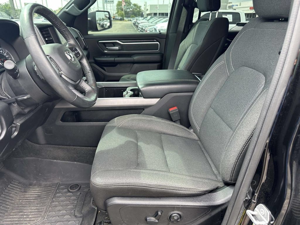 Used 2019 RAM 1500 Big Horn AWD/4WD image 19