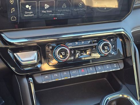 Used 2024 GMC Sierra 1500 AT4X image 65